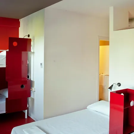 Hostal Combo Bolonia