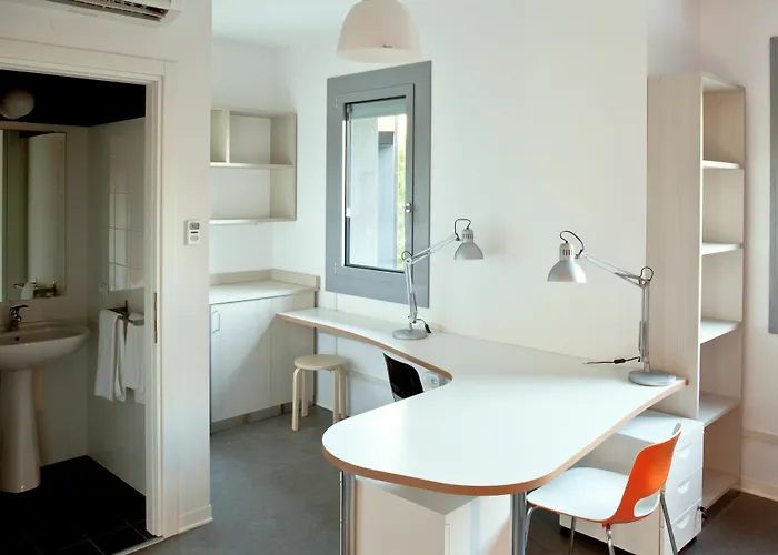 Auberge de jeunesse Combo *