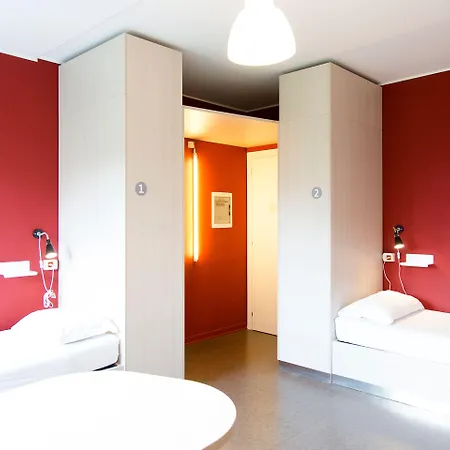 Combo بيت شباب