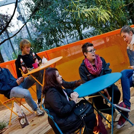 Combo بيت شباب *